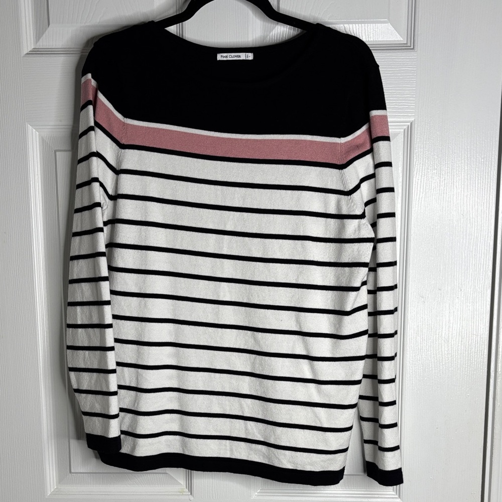 Pink Clover Women's Crew Neck Sweater - Black, Pink, White - Picture 2 of 4